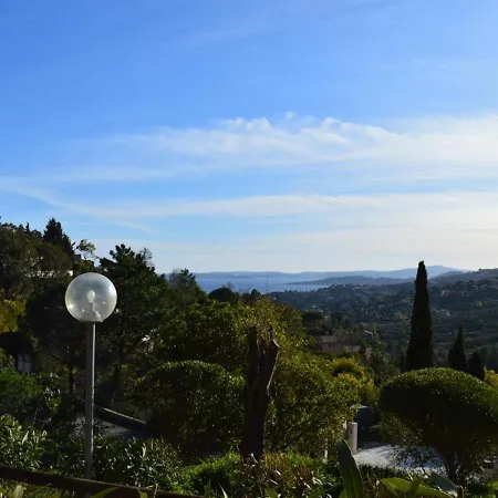 2 Pièces, 5 Pers., Jardin, Résidence Calme Avec Piscine Et Tennis - Fr-1-226-380 * Les Issambres